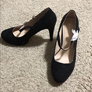 Metaphor Black Pumps with strap I size 9